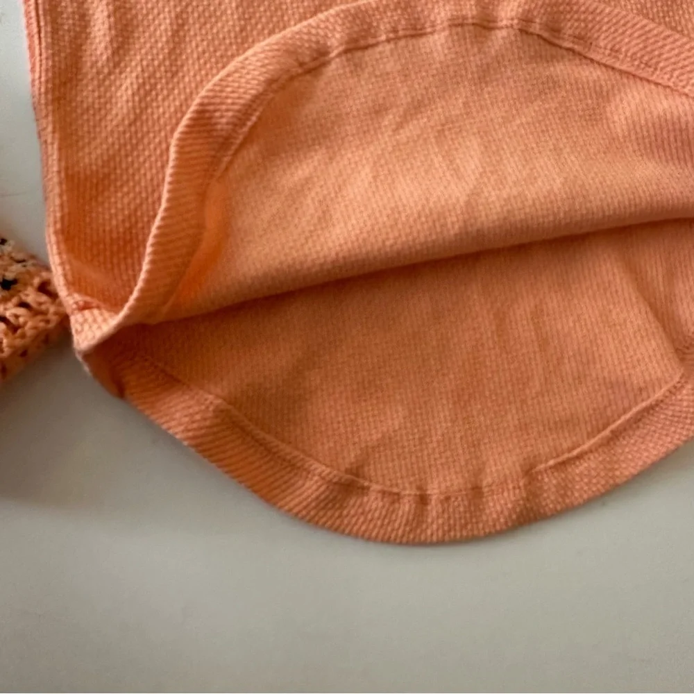 Free People in The Mix Cuff Thermal Boho Top, Desert Orange Combo NWOT Size‎ XS